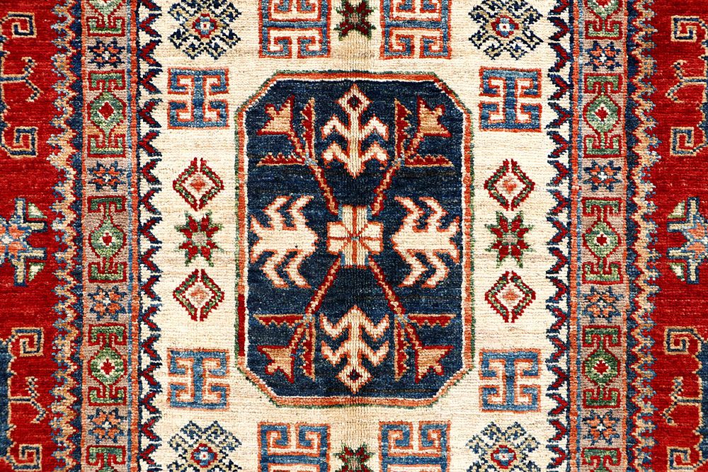 Kazak 5' 5 x 8' 11 - No. 61636 - ALRUG Rug Store