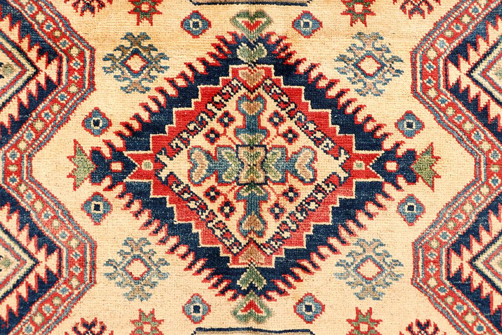 Kazak 4' x 5' 10 - No. 61649 - ALRUG Rug Store