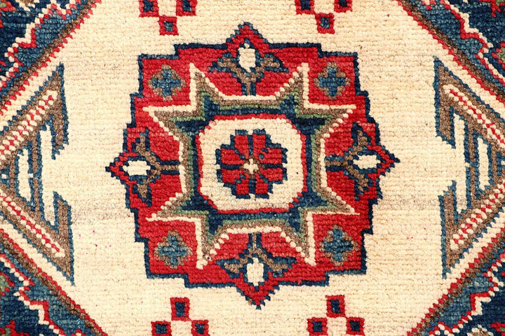 Kazak 2' 7 x 9' 5 - No. 61670 - ALRUG Rug Store