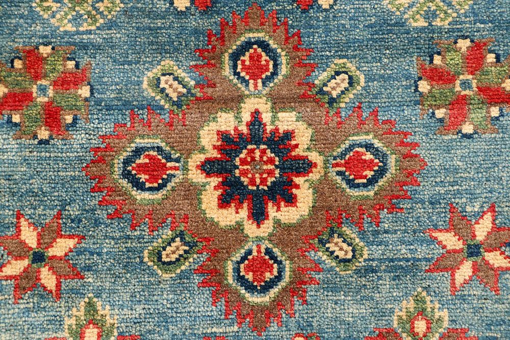 Kazak 2' 7 x 10' - No. 61679 - ALRUG Rug Store