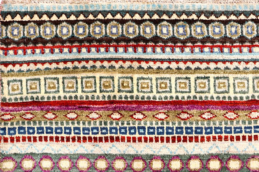 Gabbeh 3' 1 x 8' 11 - No. 61695 - ALRUG Rug Store