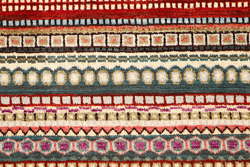 Gabbeh 3' 1 x 8' 11 - No. 61698 - ALRUG Rug Store