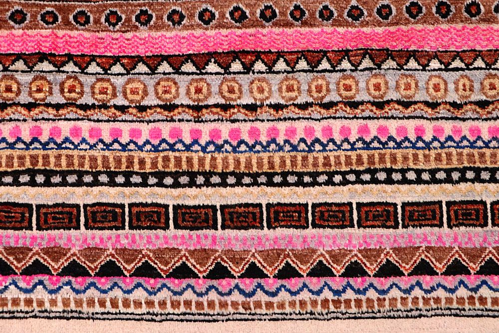 Gabbeh 2' 8 x 9' 9 - No. 61710 - ALRUG Rug Store