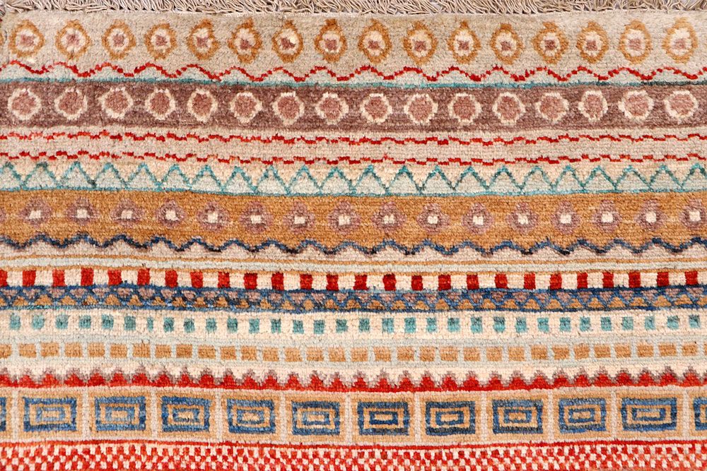 Gabbeh 2' 7 x 9' 5 - No. 61711 - ALRUG Rug Store