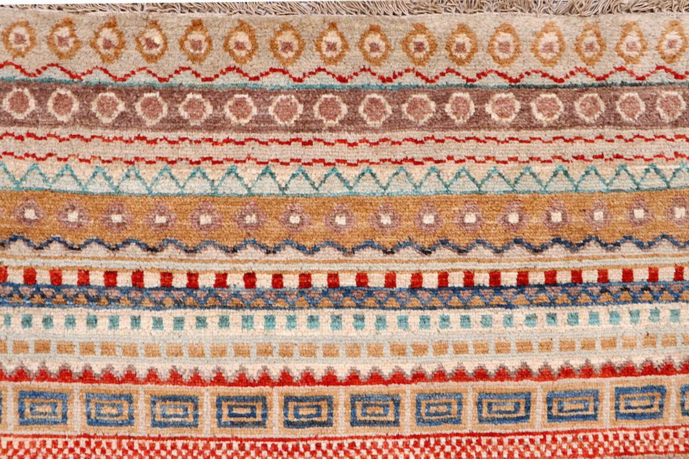 Gabbeh 2' 7 x 9' 5 - No. 61711 - ALRUG Rug Store