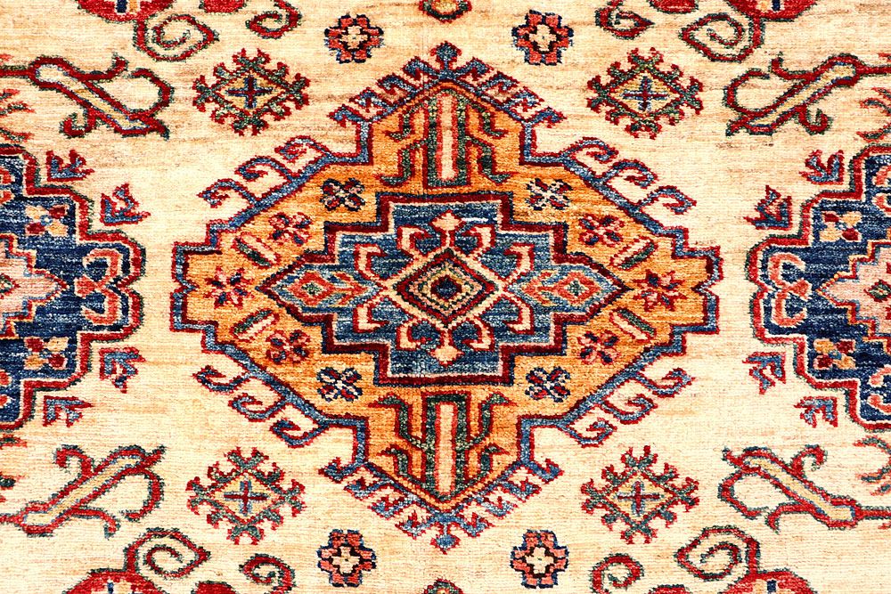 Kazak 6' 11 x 9' 8 - No. 61718 - ALRUG Rug Store