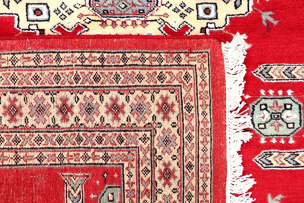 Caucasian 4' 1 x 6' - No. 61739 - ALRUG Rug Store