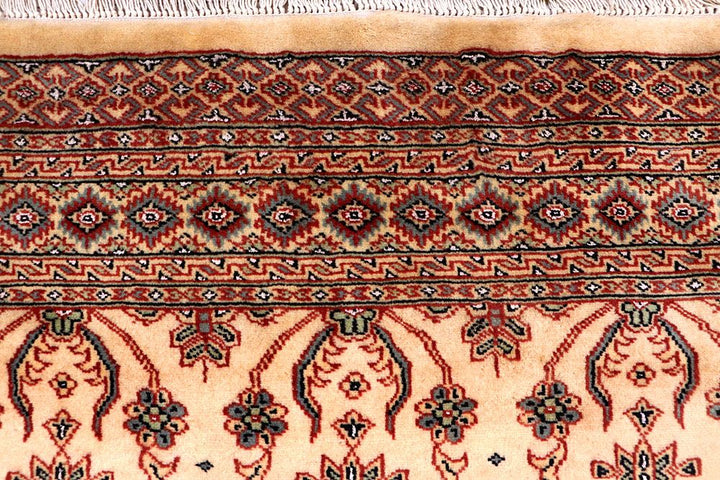 Caucasian 4' x 5' 10 - No. 61745 - ALRUG Rug Store