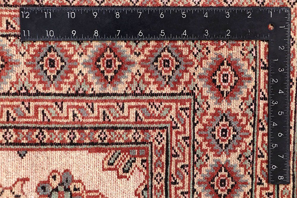 Caucasian 4' x 5' 10 - No. 61745 - ALRUG Rug Store