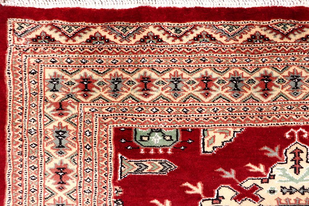 Caucasian 4' 2 x 5' 9 - No. 61747 - ALRUG Rug Store