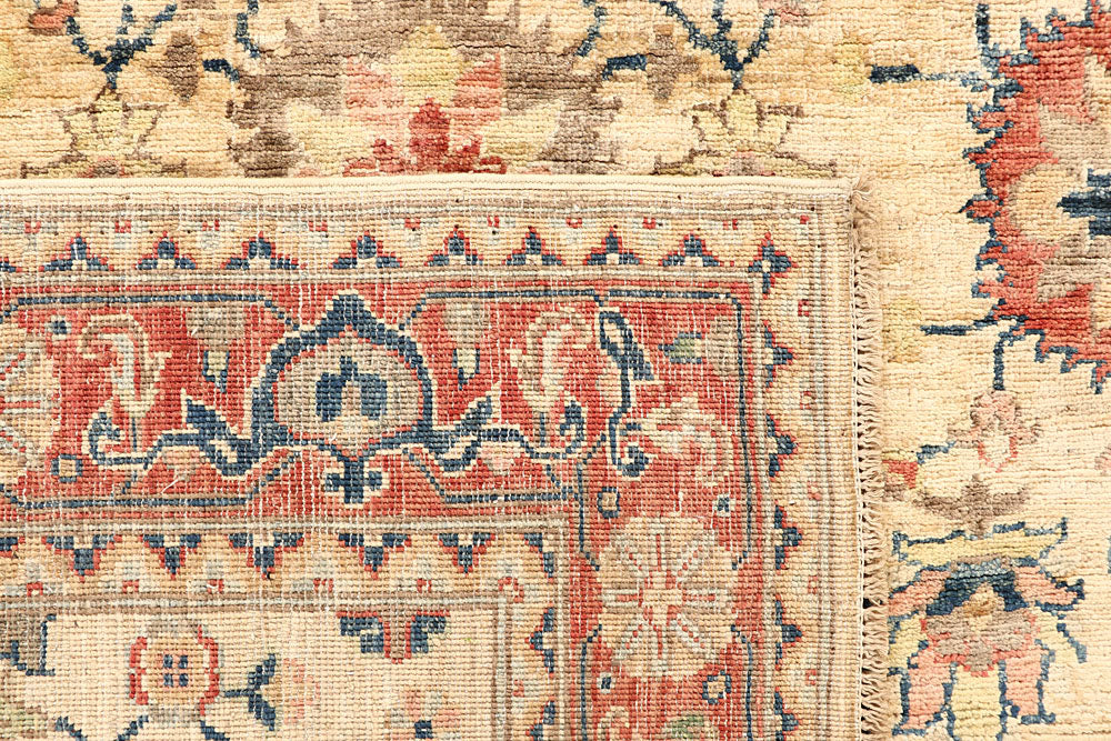 Navajo White Serapi 4' 11 x 6' 5 - No. 61762 - ALRUG Rug Store