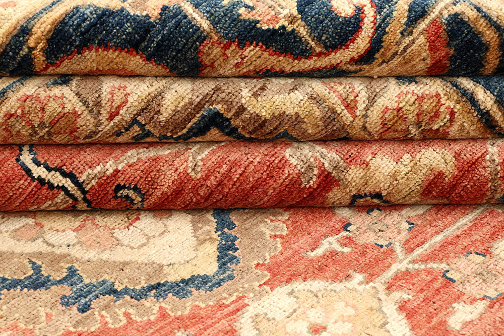 Tomato Serapi 6' 8 x 9' 4 - No. 61770 - ALRUG Rug Store