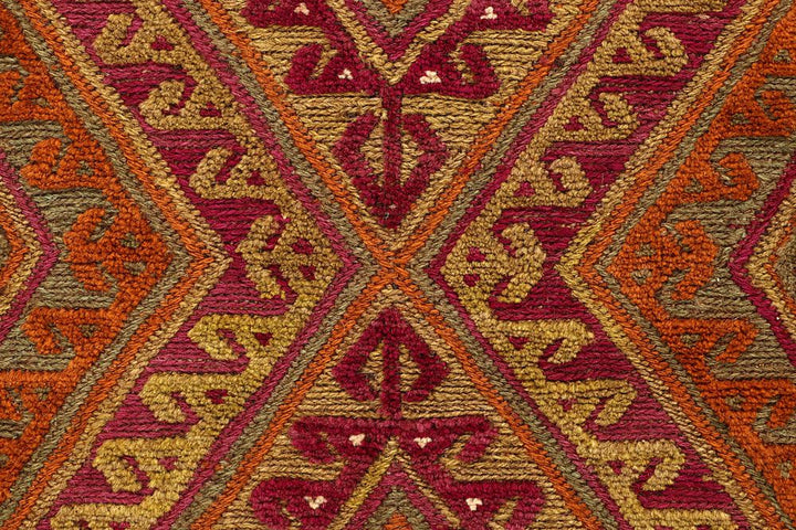 Mashwani 6' 6 x 8' 11 - No. 61805 - ALRUG Rug Store