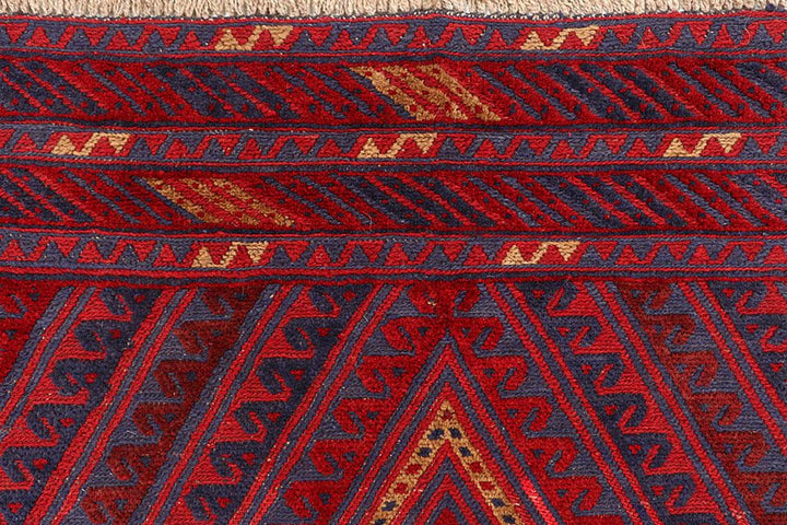 Mashwani 4' 9 x 6' 1 - No. 61904 - ALRUG Rug Store