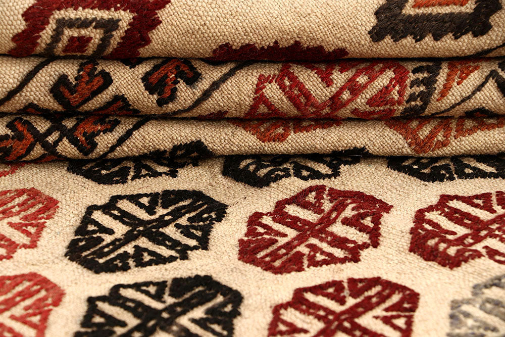 Bisque Soumak 4' 2 x 5' 10 - No. 61929 - ALRUG Rug Store