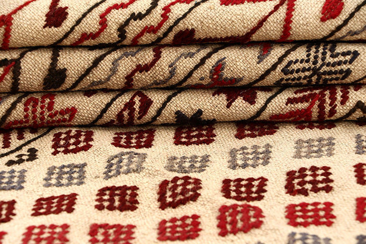 Old Lace Soumak 4' 2 x 6' - No. 61947 - ALRUG Rug Store