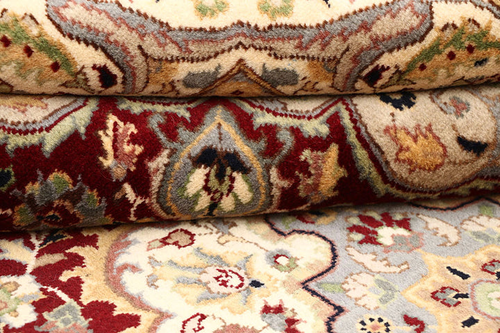 Maroon Isfahan 5' 1 x 8' 7 - No. 61962 - ALRUG Rug Store