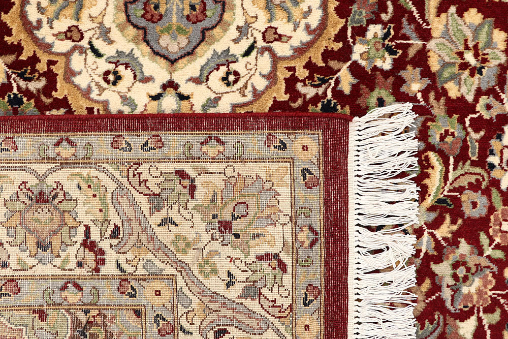 Maroon Isfahan 5' 1 x 8' 7 - No. 61962 - ALRUG Rug Store