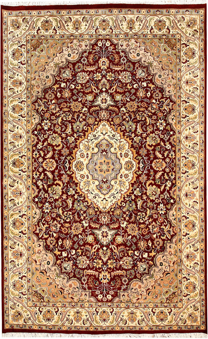 Maroon Isfahan 5' 1 x 8' 7 - No. 61962 - ALRUG Rug Store