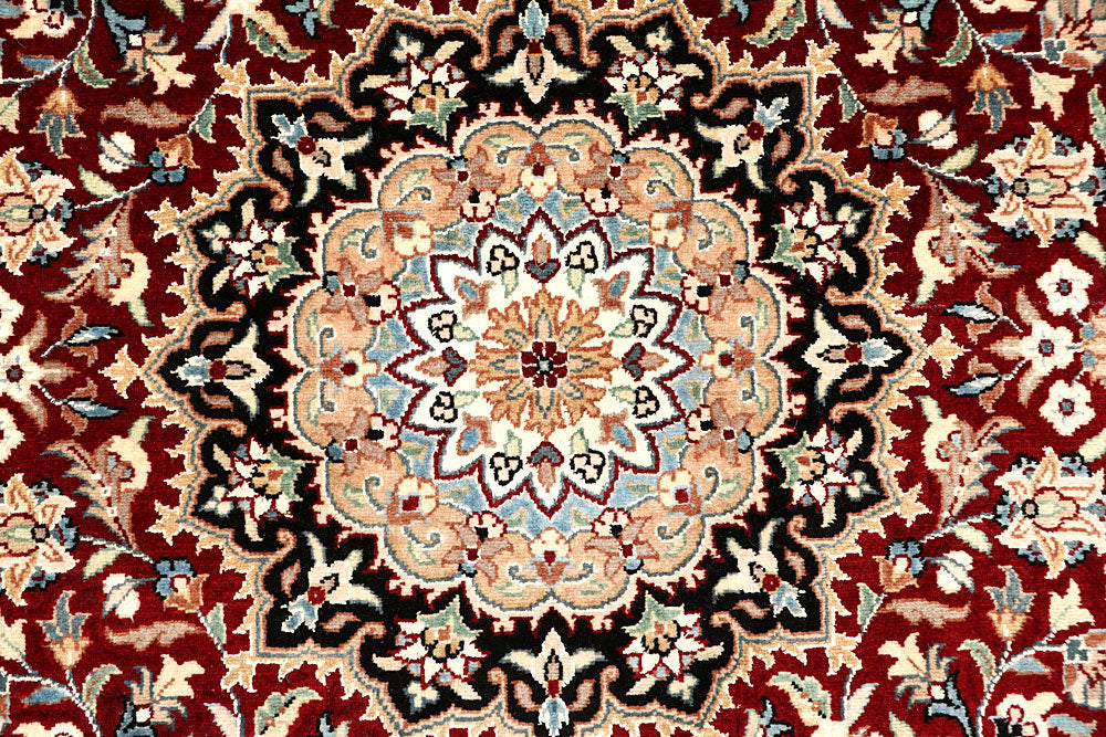 Maroon Isfahan 4' 1 x 6' 2 - No. 61964 - ALRUG Rug Store