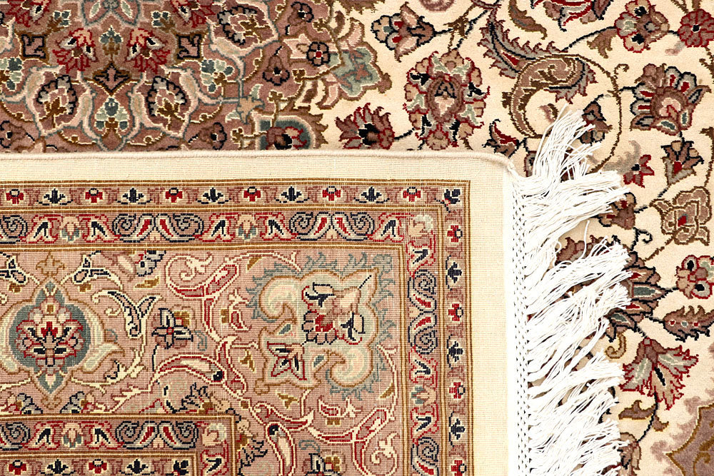 Cornsilk Isfahan 4' 8 x 7' 3 - No. 61966 - ALRUG Rug Store