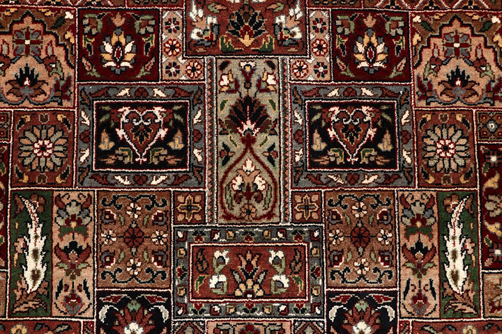Multi Colored Bakhtiar 4' 8 x 7' 3 - No. 61969 - ALRUG Rug Store