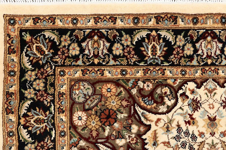 Isfahan 4' 1 x 6' 1 - No. 61971 - ALRUG Rug Store