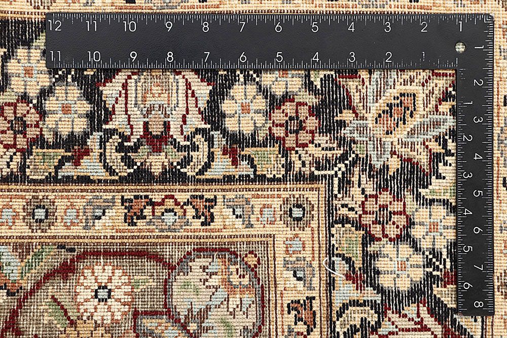 Isfahan 4' 1 x 6' 1 - No. 61971 - ALRUG Rug Store