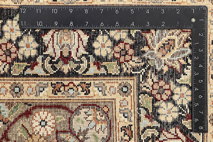 Isfahan 4' 1 x 6' 1 - No. 61971 - ALRUG Rug Store