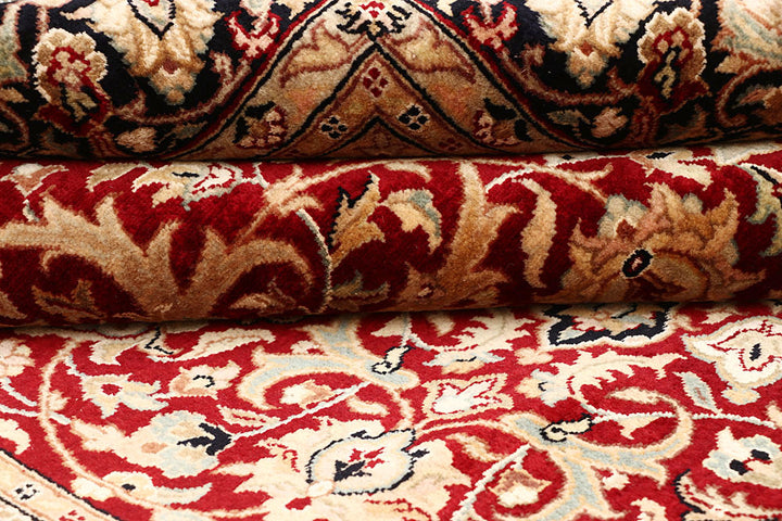 Firebrick Isfahan 4' 8 x 7' 1 - No. 61973 - ALRUG Rug Store