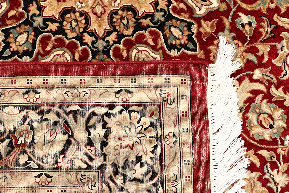 Firebrick Isfahan 4' 8 x 7' 1 - No. 61973 - ALRUG Rug Store