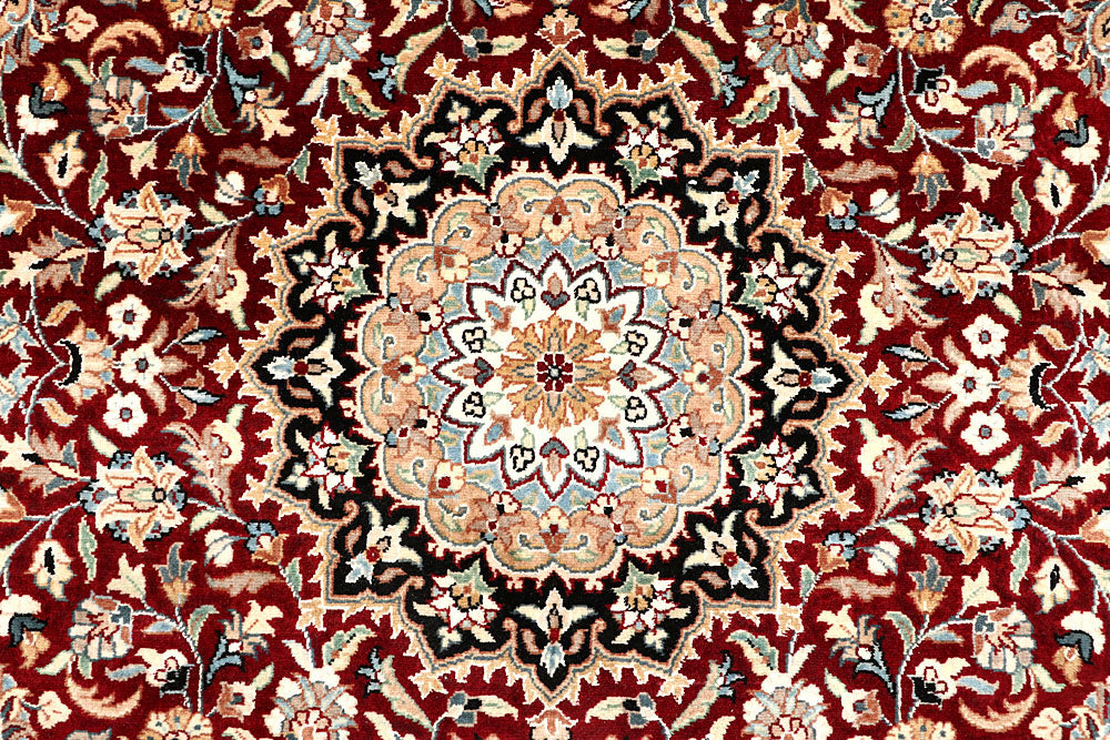 Firebrick Isfahan 4' 1 x 6' 2 - No. 61974 - ALRUG Rug Store