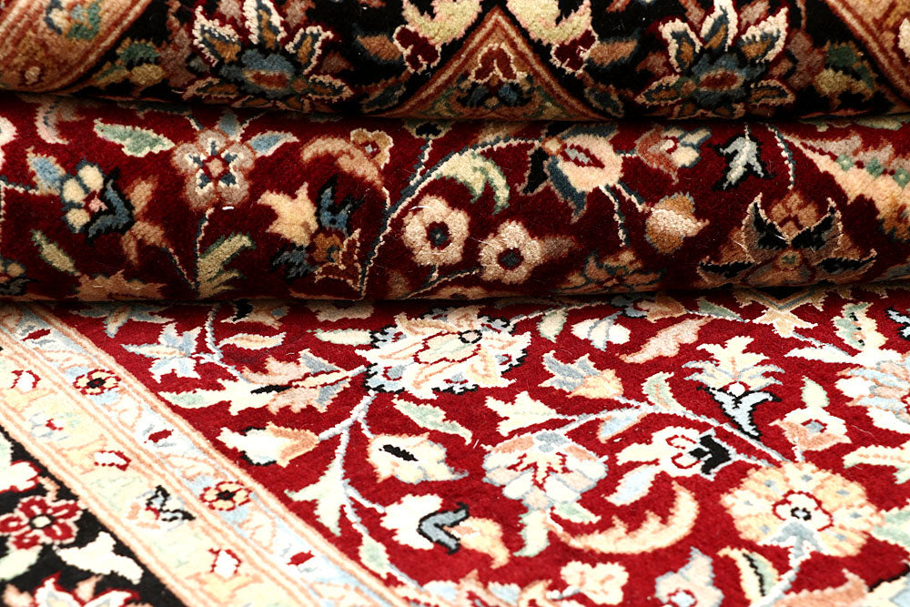 Firebrick Isfahan 4' 1 x 6' 2 - No. 61974 - ALRUG Rug Store