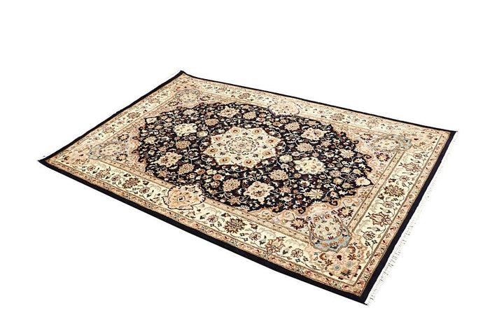Isfahan 4' 2 x 6' 4 - No. 61978 - ALRUG Rug Store