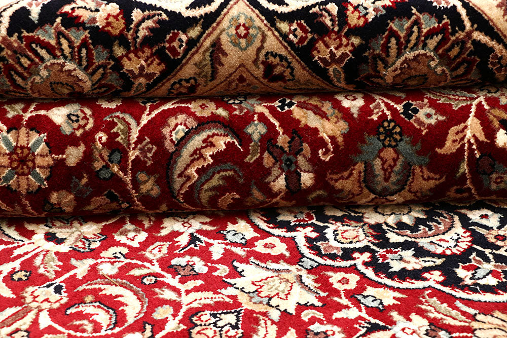 Firebrick Isfahan 4' 8 x 7' 1 - No. 61979 - ALRUG Rug Store