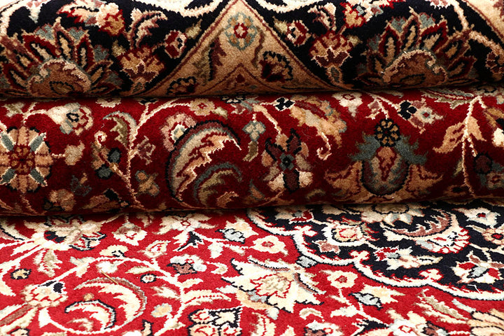 Firebrick Isfahan 4' 8 x 7' 1 - No. 61979 - ALRUG Rug Store