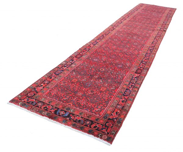 Hamadan 3’ 10” x 17’ 0″ - No. AV13127