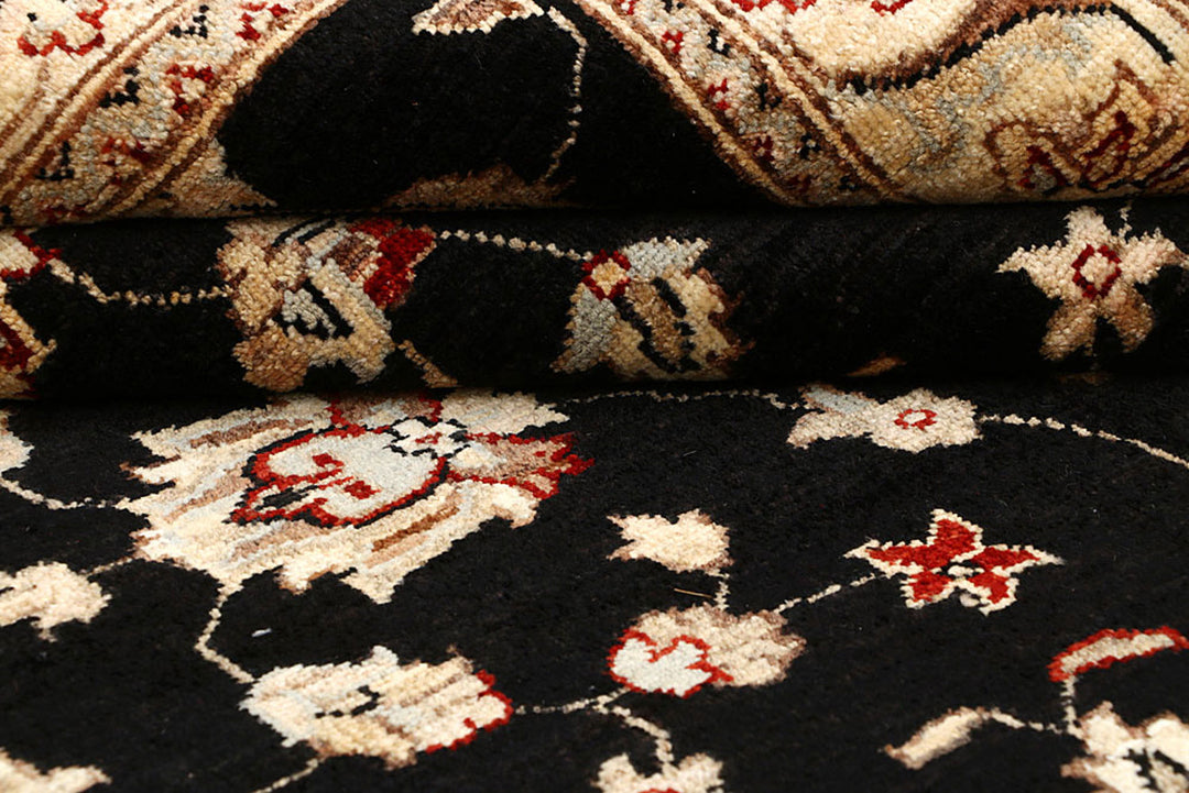 Black Oushak 4' 1 x 5' 10 - No. 62839