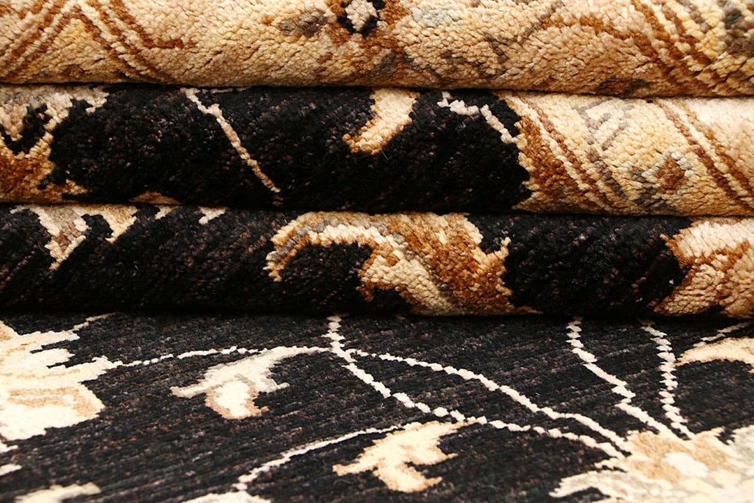 Black Oushak 4' 11 x 6' 6 - No. 62847