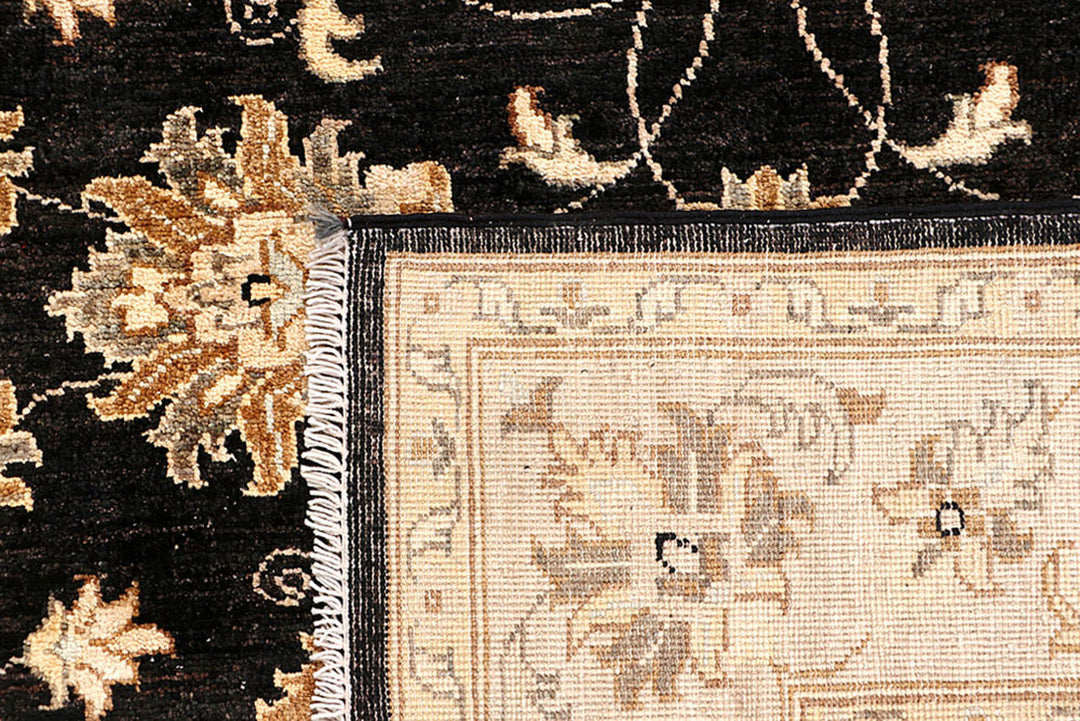 Black Oushak 4' 11 x 6' 6 - No. 62847