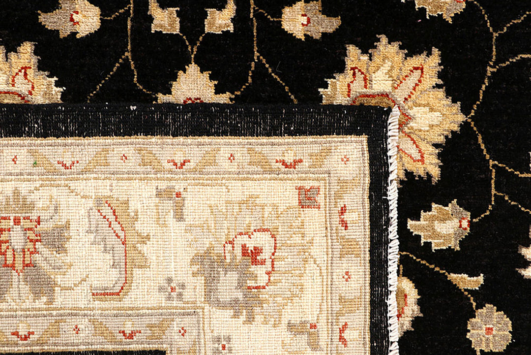 Black Oushak 5' x 6' 6 - No. 62850