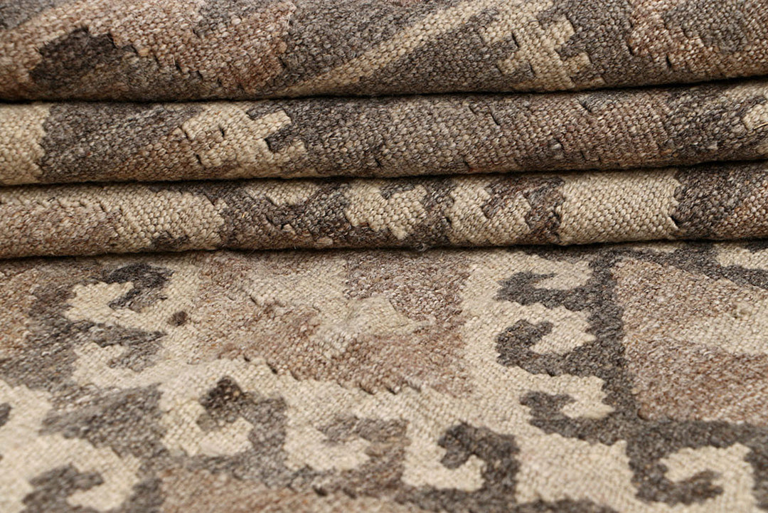 Light Grey Kilim 4' 1 x 5' 9 - No. 62930