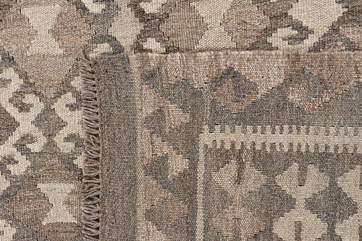 Light Grey Kilim 4' 1 x 5' 9 - No. 62930