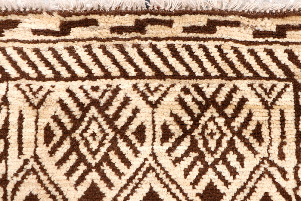 Cornsilk Baluchi 2' 7 x 9' 4 - No. 63332 - ALRUG Rug Store