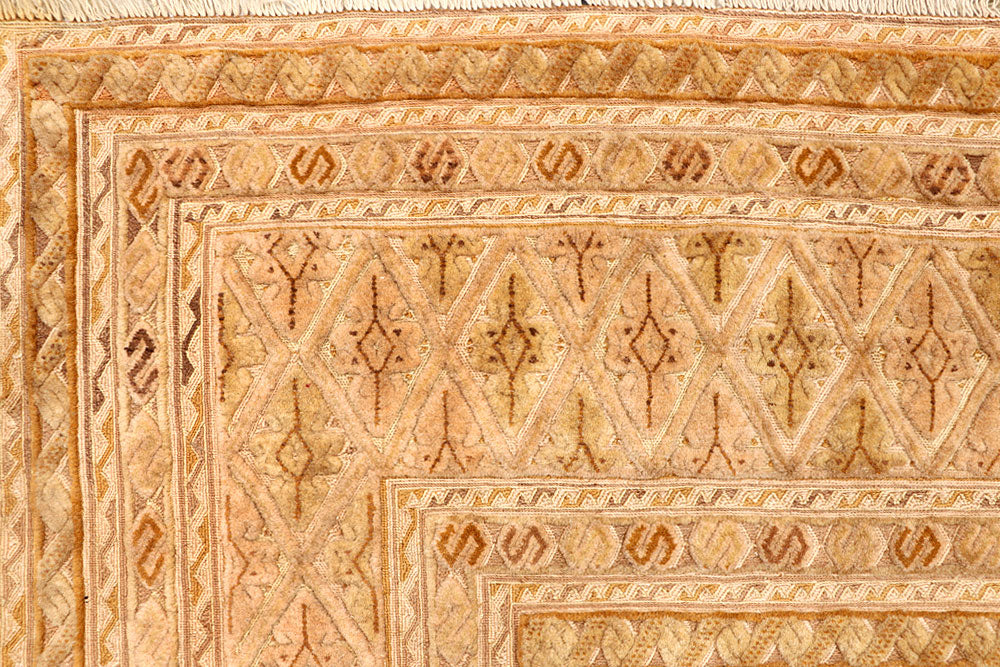 Navajo White Mashwani 6' 8 x 9' 3 - No. 63408 - ALRUG Rug Store