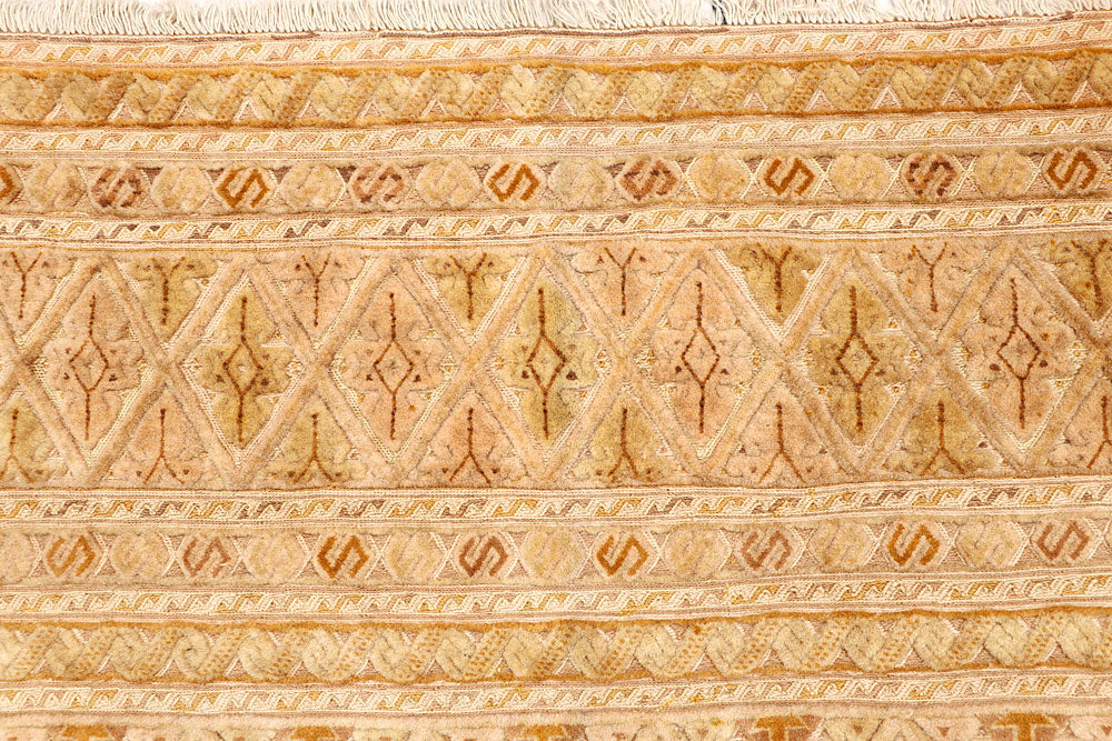 Navajo White Mashwani 6' 8 x 9' 3 - No. 63408 - ALRUG Rug Store
