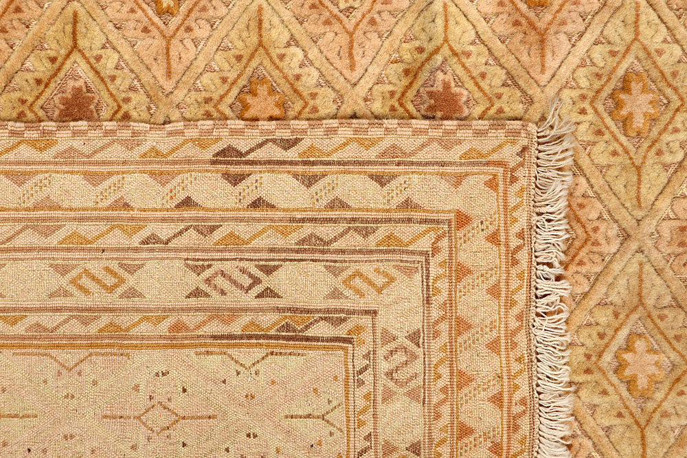 Navajo White Mashwani 6' 8 x 9' 3 - No. 63408 - ALRUG Rug Store