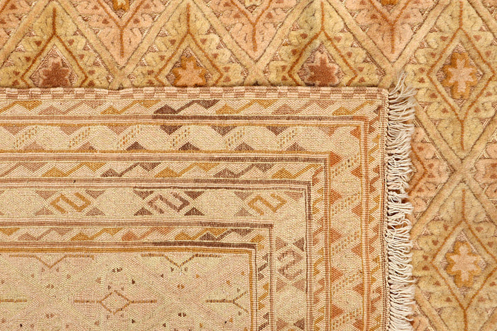 Navajo White Mashwani 6' 8 x 9' 3 - No. 63408 - ALRUG Rug Store