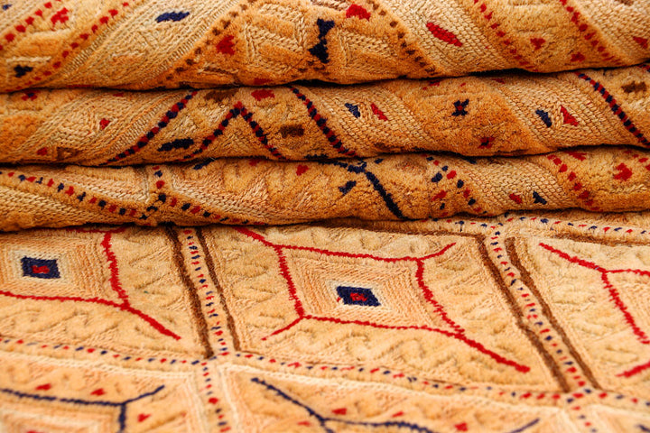 Navajo White Mashwani 10' 2 x 12' - No. 63411 - ALRUG Rug Store