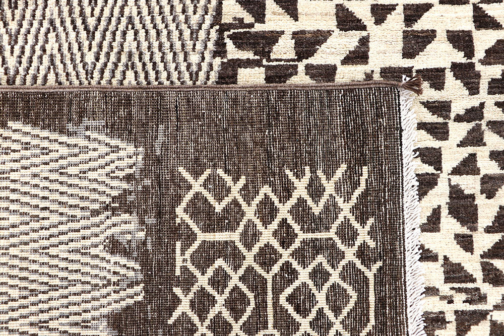 Saddle Brown Gabbeh 8' 10 x 11' 10 - No. 63581 - ALRUG Rug Store